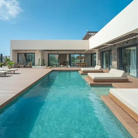 Casa Nomad By Aura Collection * Lajares